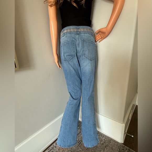 NEW WHBM Stylish Blue Denim Jeans With A Unique Design! - Picture 12 of 12